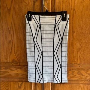 BCBGeneration Black and White Pencil Skirt Size S/XS